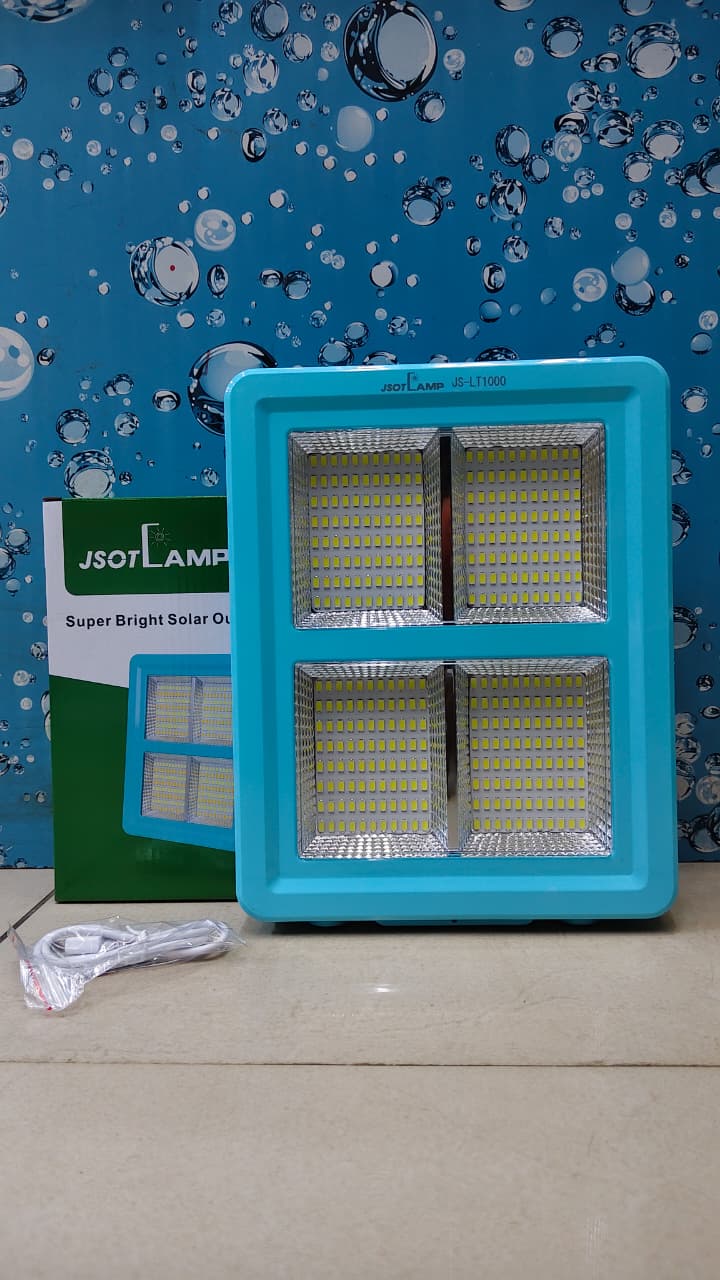 Provide bright illumination🎡🎡JS-LT1000 Solar Emergency Light‼️‼️Built with durable materials, the light is designed to withstand everyday outdoor conditions while delivering consistent performance.