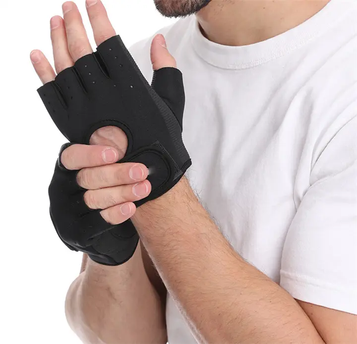 Unisex Half Finger Sports Gloves Anti‑Slip Shock‑Absorbing Breathable Gym Fitness Gloves for Cycling Biking Weight Lifting Climbing Boating Fishing Workout