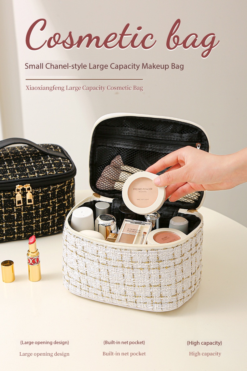 New style small Chanel makeup bag - large capacity, high appearance quality, portable and waterproof toiletry bag for travel, convenient for storing cosmetics.