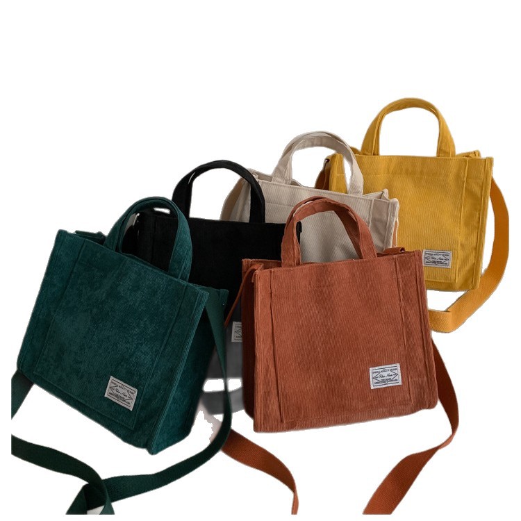 New corduroy small square bag for ladies, with an Instagram-style retro single shoulder crossbody bag suitable for student commuting, with a large capacity for carrying.