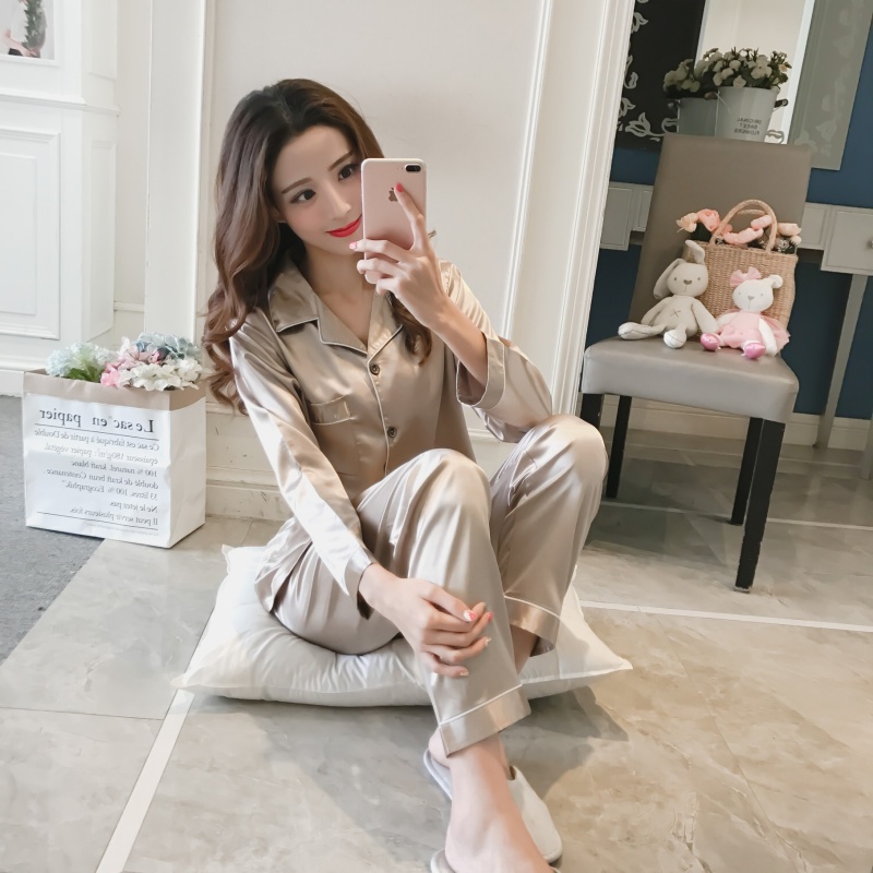 Simulation Silk Long-sleeved Thin Ice Silk  Pajamas Pajamas Cozy Lounge Set, Buttons Lapel Top And Pants Loungewear ,Fashionable, Elegant, Dignified And Comfortable