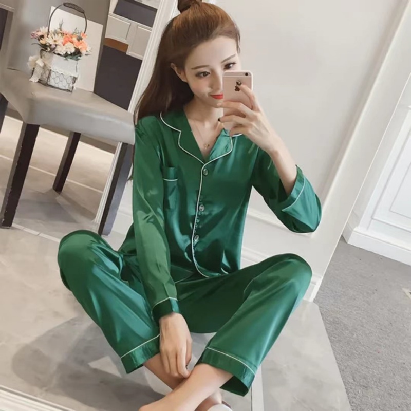 Simulation Silk Long-sleeved Thin Ice Silk  Pajamas Pajamas Cozy Lounge Set, Buttons Lapel Top And Pants Loungewear ,Fashionable, Elegant, Dignified And Comfortable