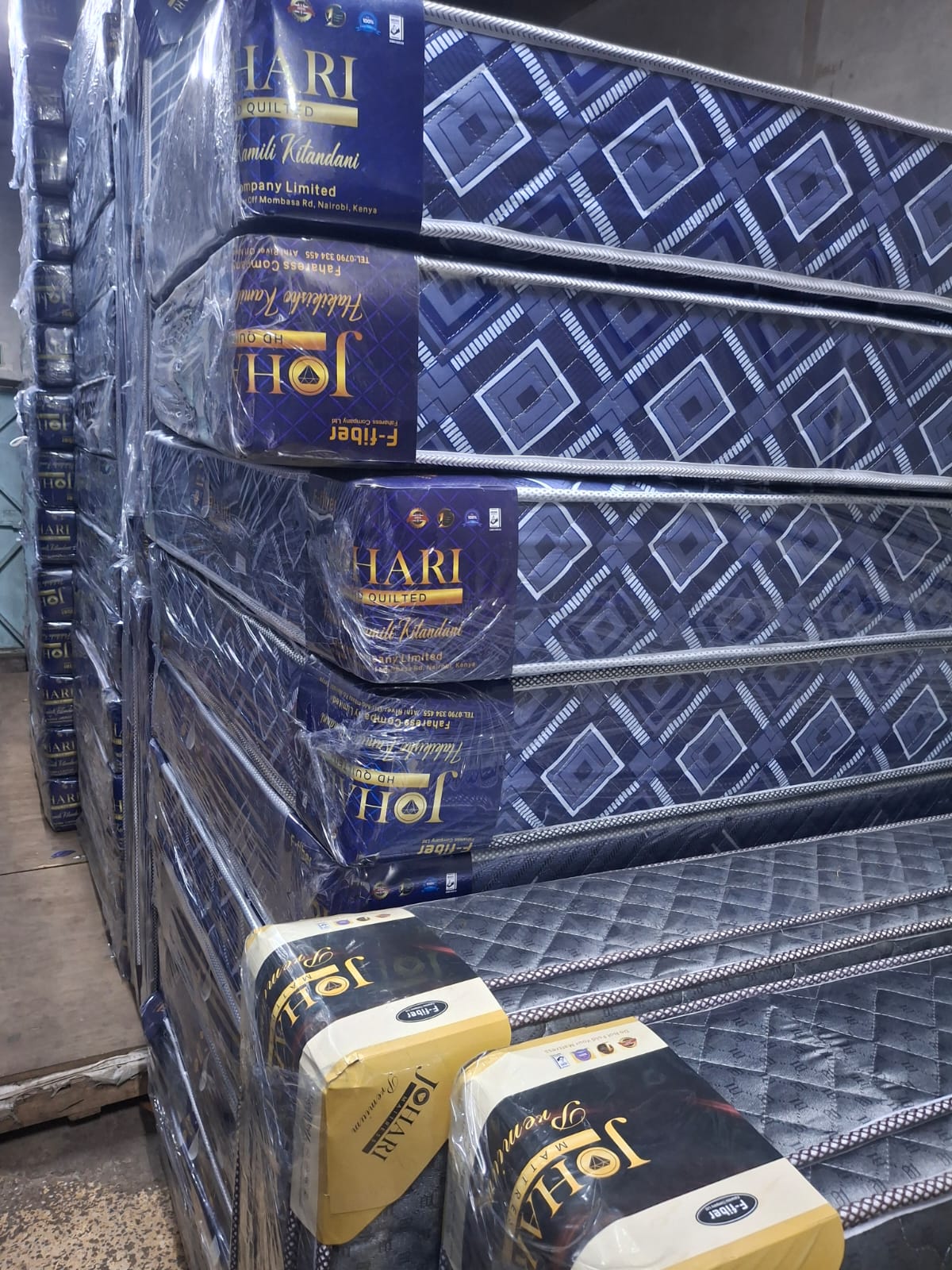 💰 SAVE MORE OFFER 💰 - A 1 pc 8 inches JOHARI MATTRESS available at affordable price and of very high quality
