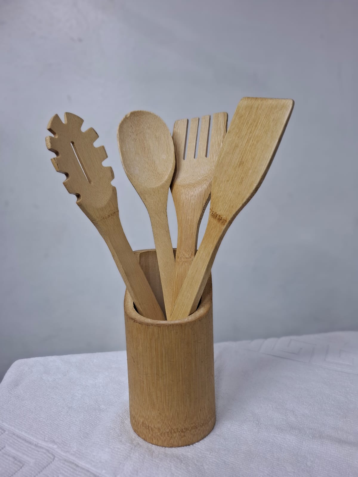 🌈 EVERYDAY SAVINGS OFFER 🌈 - A 5pc bamboo mwiko set  at affordable price and of very high quality