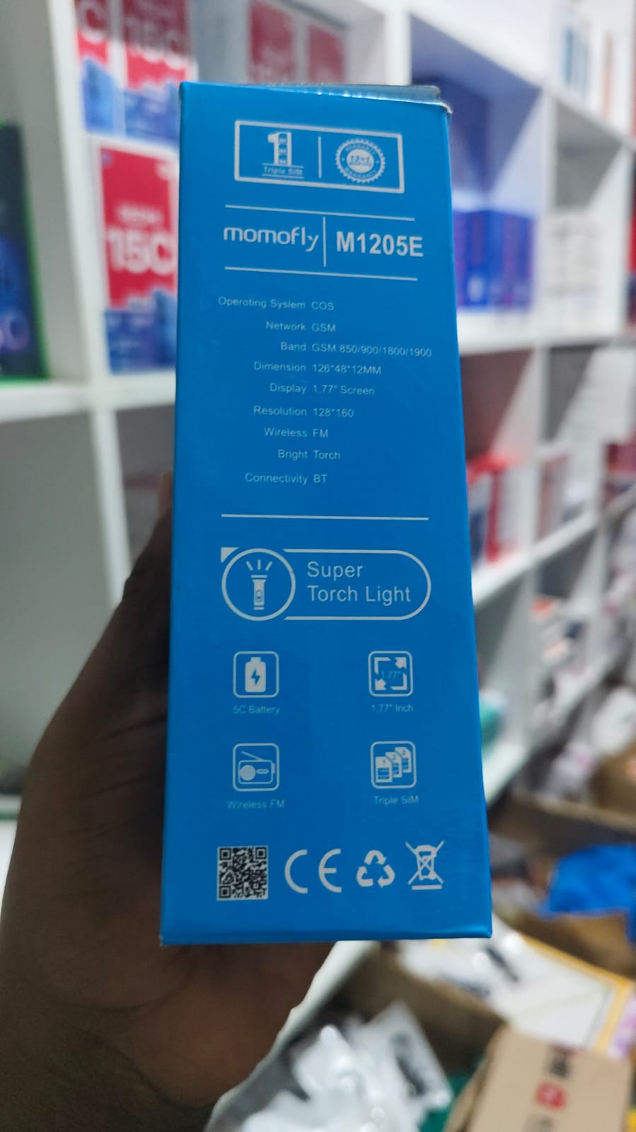 [NEW ARRIVALS!!!]MOMOFLY M1205E TRI SIM ( TRIPLE SIMCARDS) 1.77" SCREEN DISPLAY MOBILE PHONE- 5C BATTERY , INTERNET MOBILE WITH wireless Fm kadunde/ kabambe / featured phone mobile phone