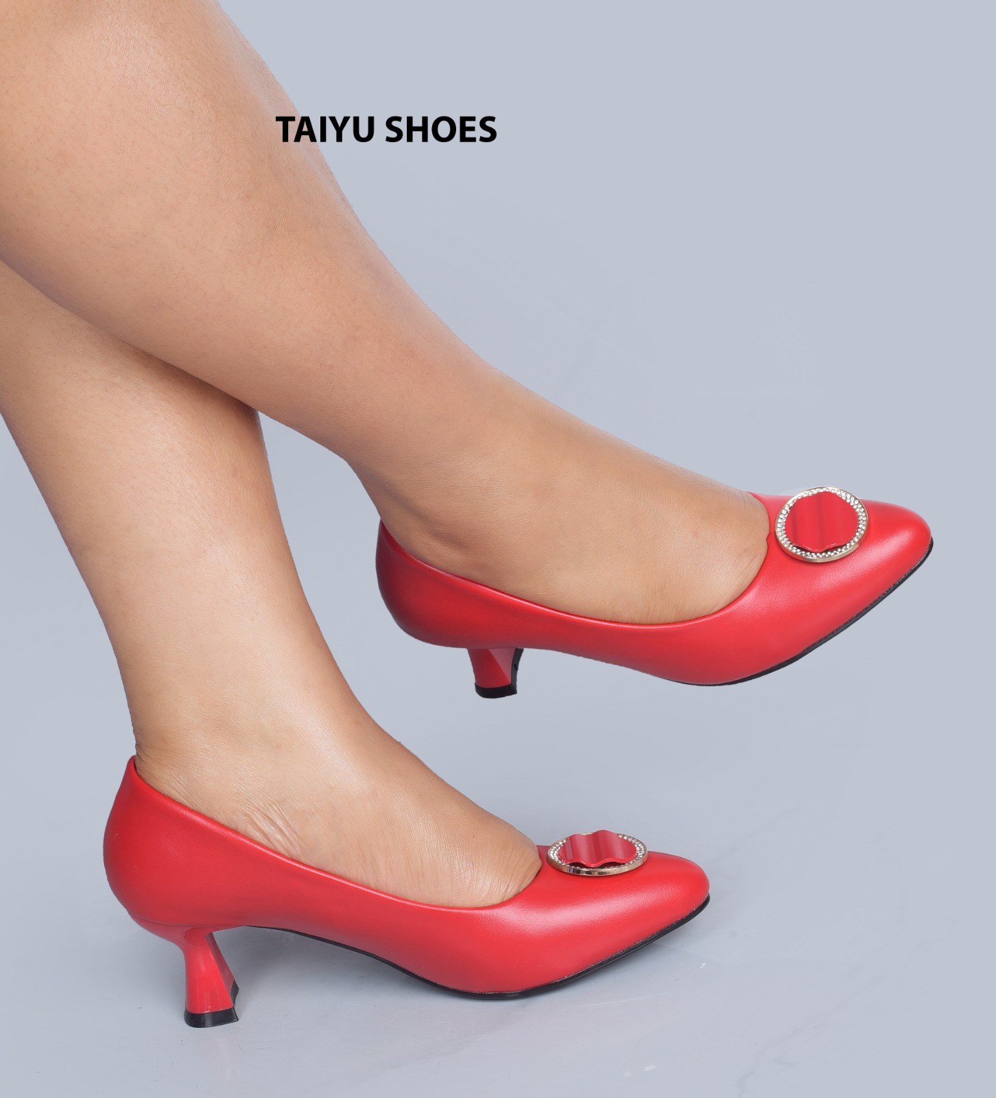 Offer price 💫💥New 🌟 High QUALITY  TAIYU  Fashionable casual and elegant  Ladies  heels shoes 🔥 🔥 very classy and sassy🥰