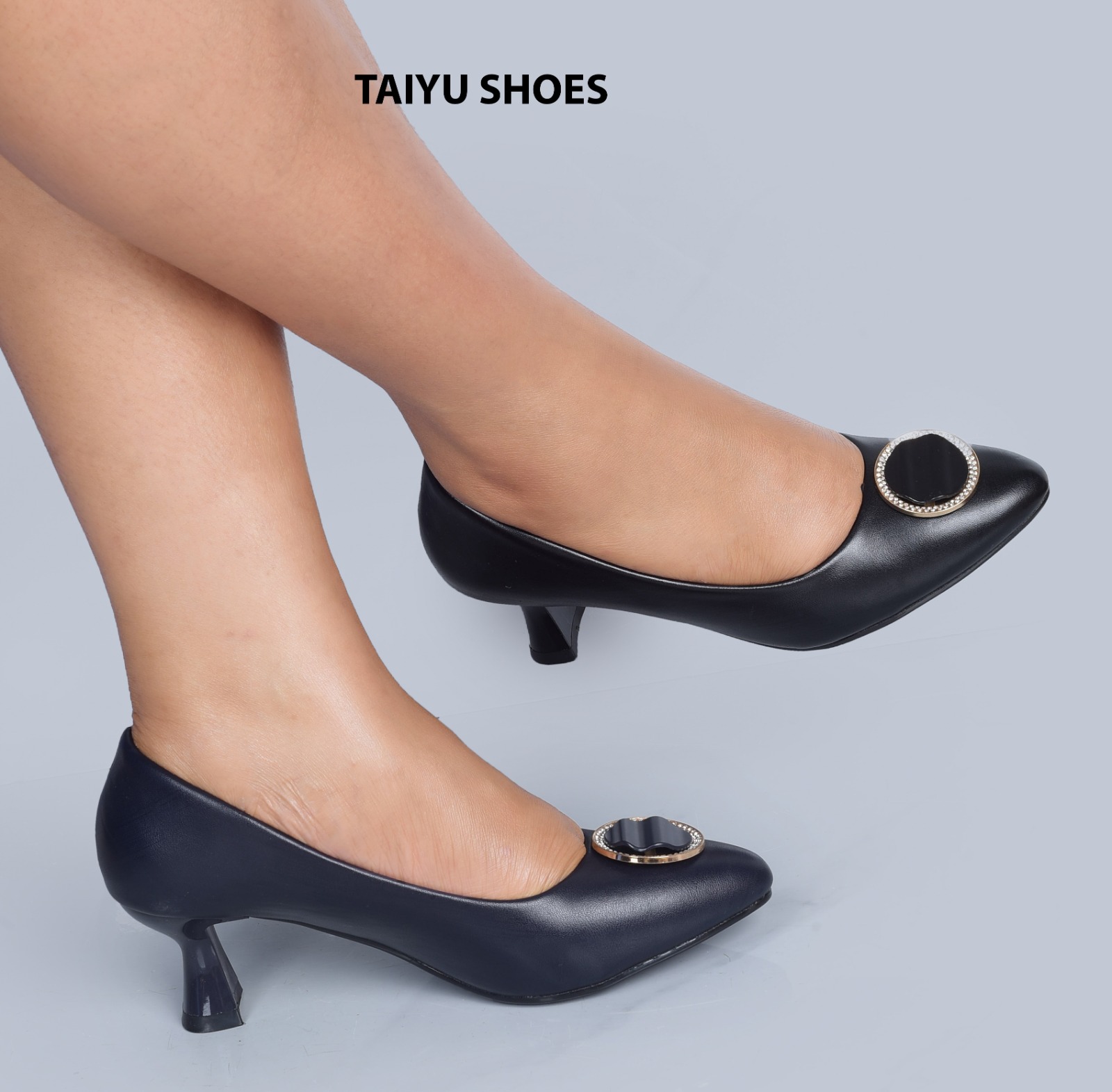 Offer price 💫💥New 🌟 High QUALITY  TAIYU  Fashionable casual and elegant  Ladies  heels shoes 🔥 🔥 very classy and sassy🥰