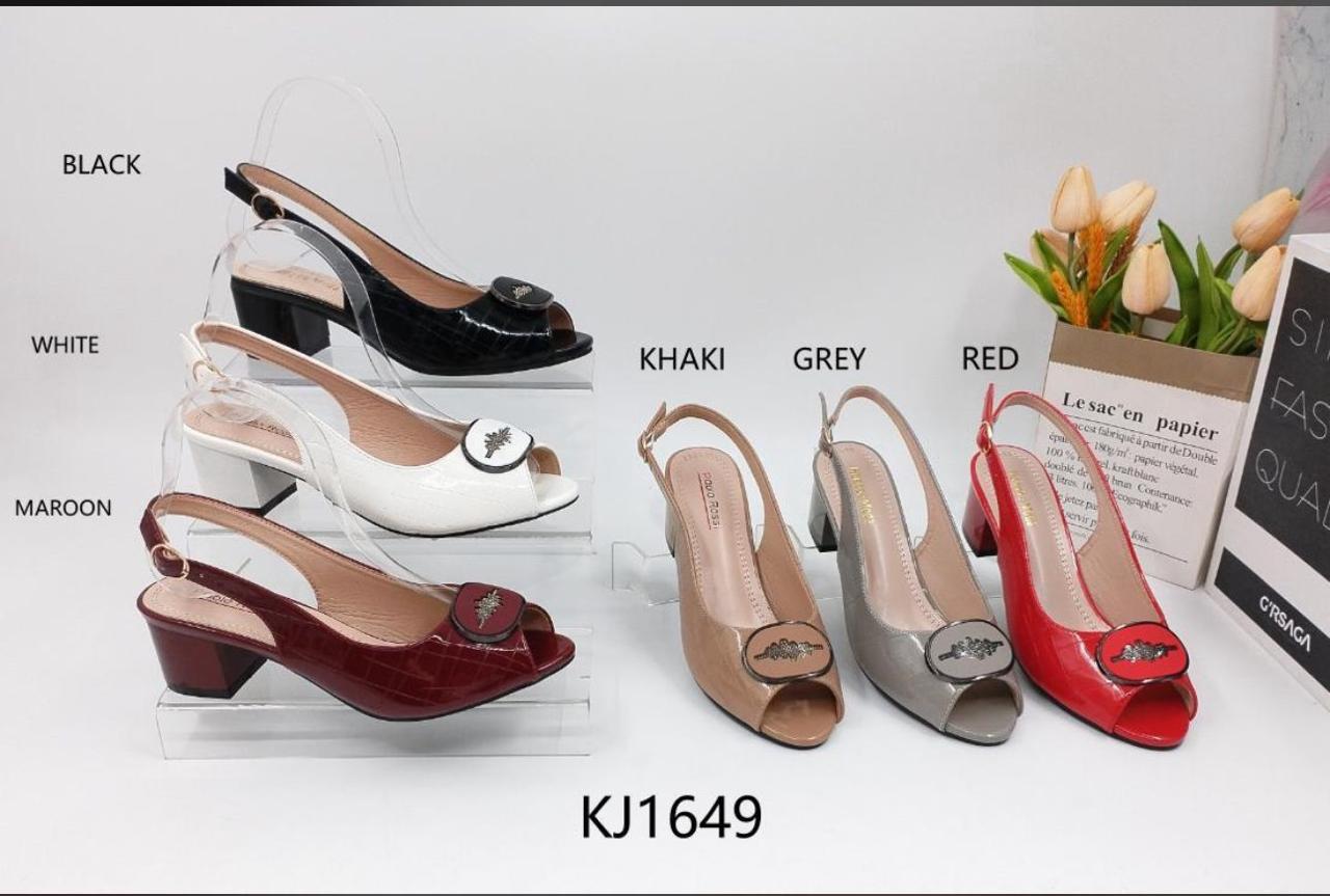 New 🌟 High QUALITY  Paolo Rossi Fashionable casual and elegant  Ladies Low Heel 🔥 🔥 very classy and sassy🥰
