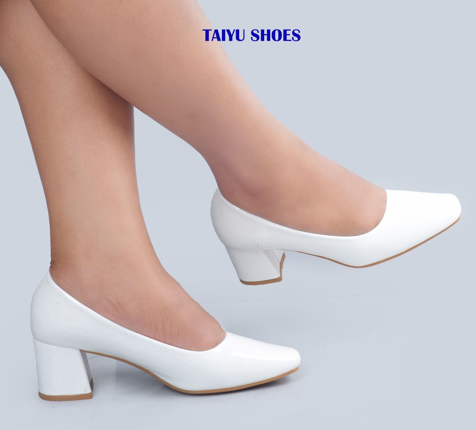 Offer price 💫💥New 🌟 High QUALITY  TAIYU  Fashionable casual and elegant  Ladies  heels shoes 🔥 🔥 very classy and sassy🥰