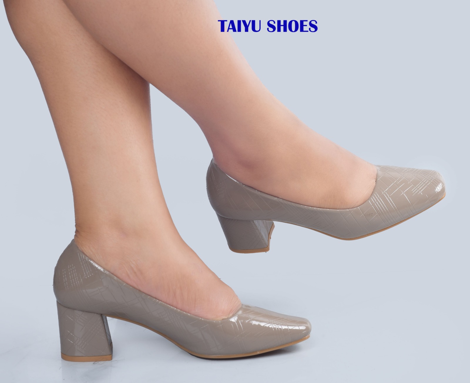 Offer price 💫💥New 🌟 High QUALITY  TAIYU  Fashionable casual and elegant  Ladies  heels shoes 🔥 🔥 very classy and sassy🥰