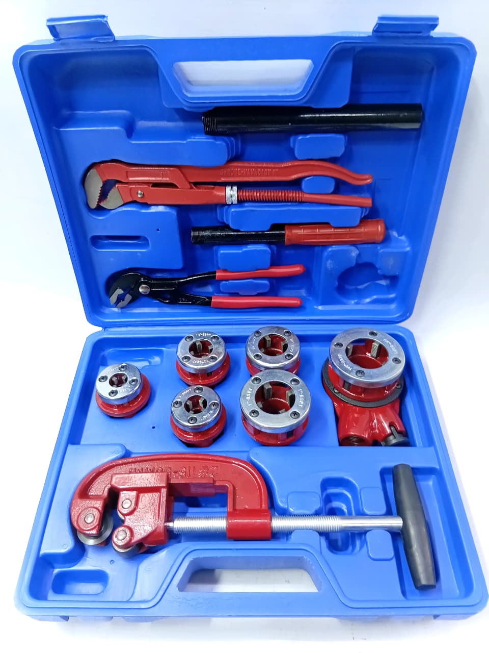 Professional Pipe Threading Tool Set | Ratchet Die Stock Kit with S-Jaw Pipe Wrench, Adjustable Pliers & 50mm Pipe Cutter