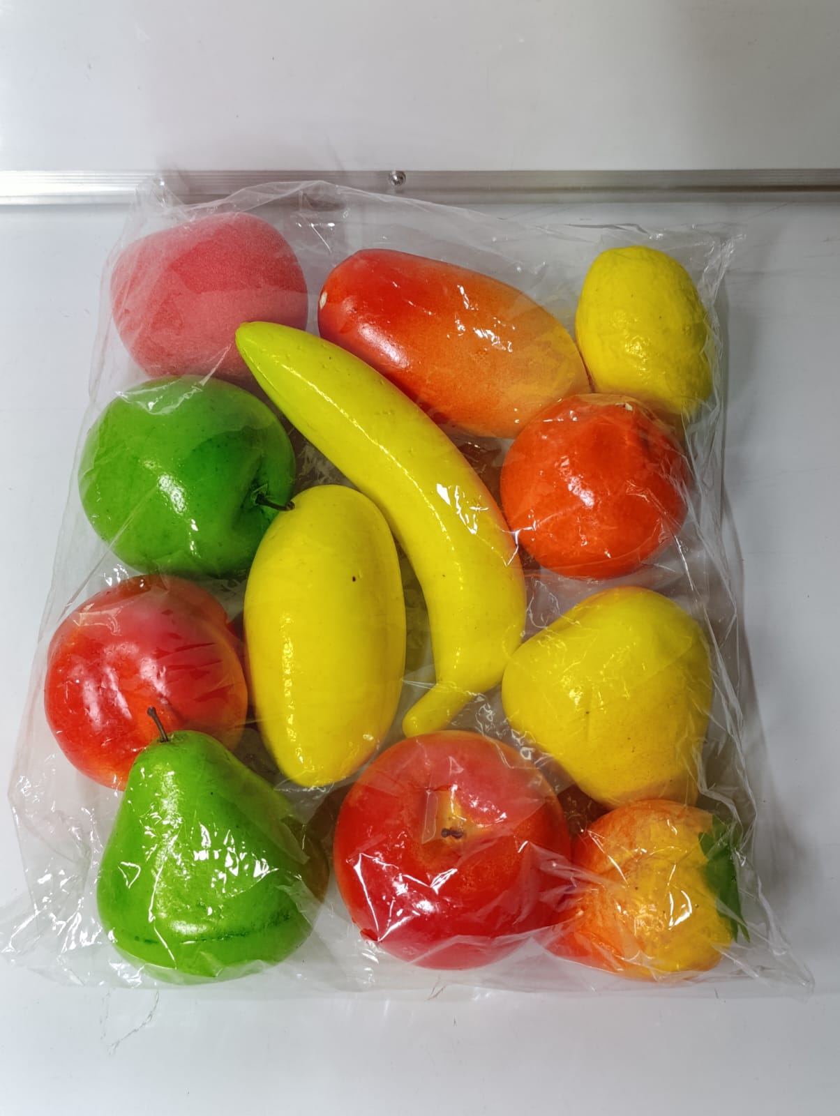 Artificial Decorative Fruit Set – Realistic Fake Fruits for Home, Kitchen & Office Decoration