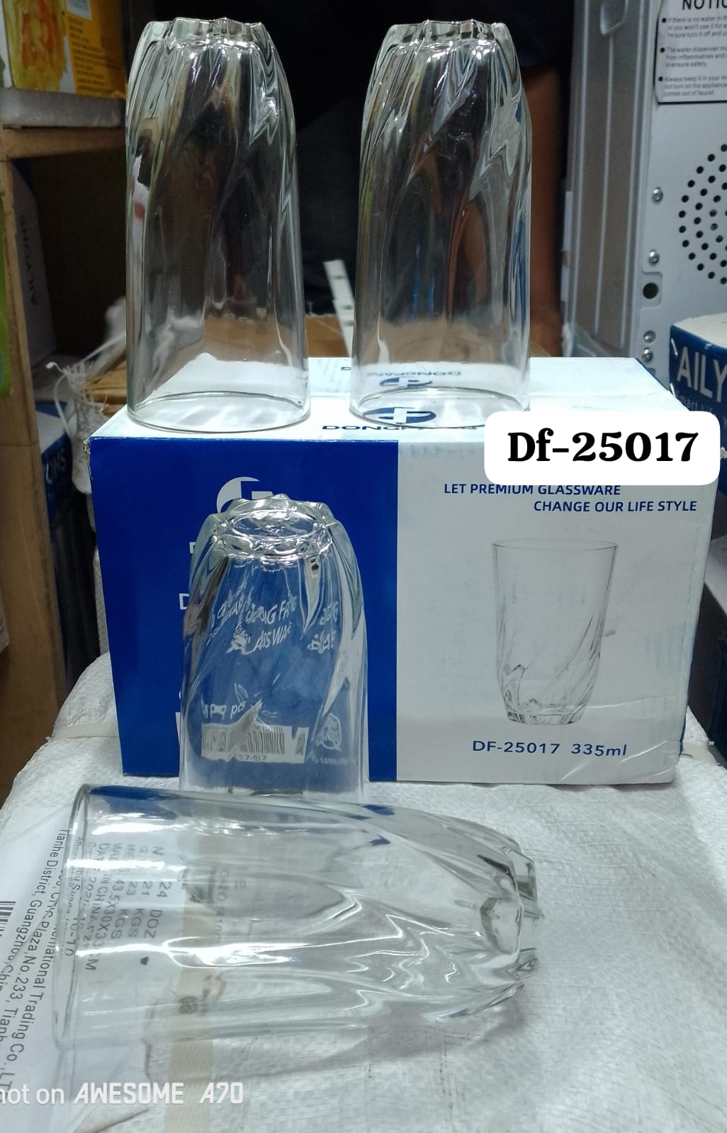 A Set of 6pcs or 12pcs of Drinking Glasses Kitchen Juice, Water or Beer Glass Cups  Glasses  Twisted Clear Glass