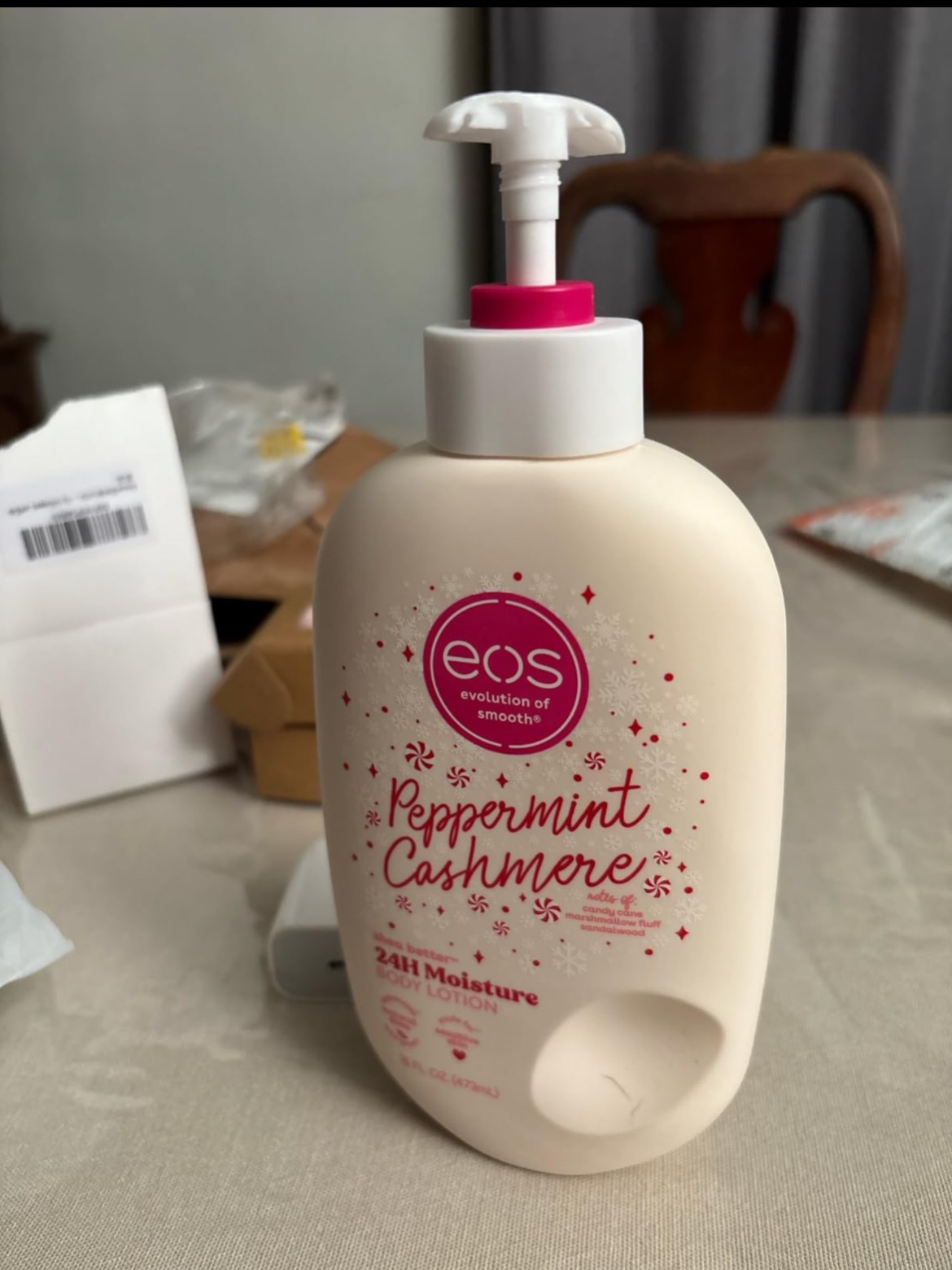 EOS Peppermint Cashmere Extreme Glowing Body Lotion 473ml – Moisturizing Body Cream with Peppermint Scent, Hydrating Lotion for Soft Smooth Glowing-Looking Skin, Daily Body Care