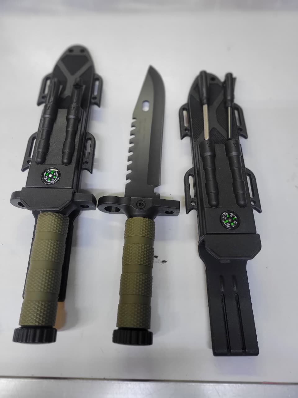 1PC Tactical Pocket Survival Knife – Black Blade with Textured Handle + Hard Plastic Sheath & Built‑In Compass – Outdoor, Camping & Hunting Gear