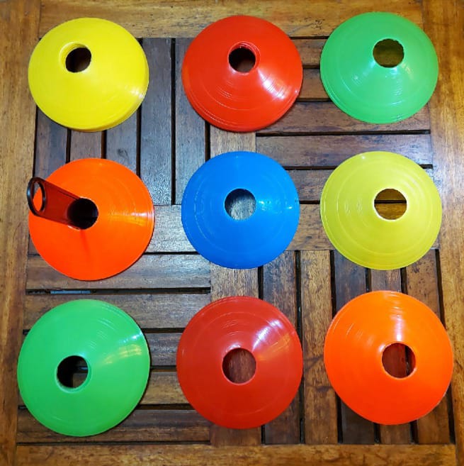 ⚡ INSTANT OFFER ⚡- [ GRAB IT AT LOW PRICE+ ADDED OFFERS 🤩🤩✨ !!! ] 20PCS🪄 *Pace markers cones* Enhance your training sessions with our Pace Markers Flat Cones