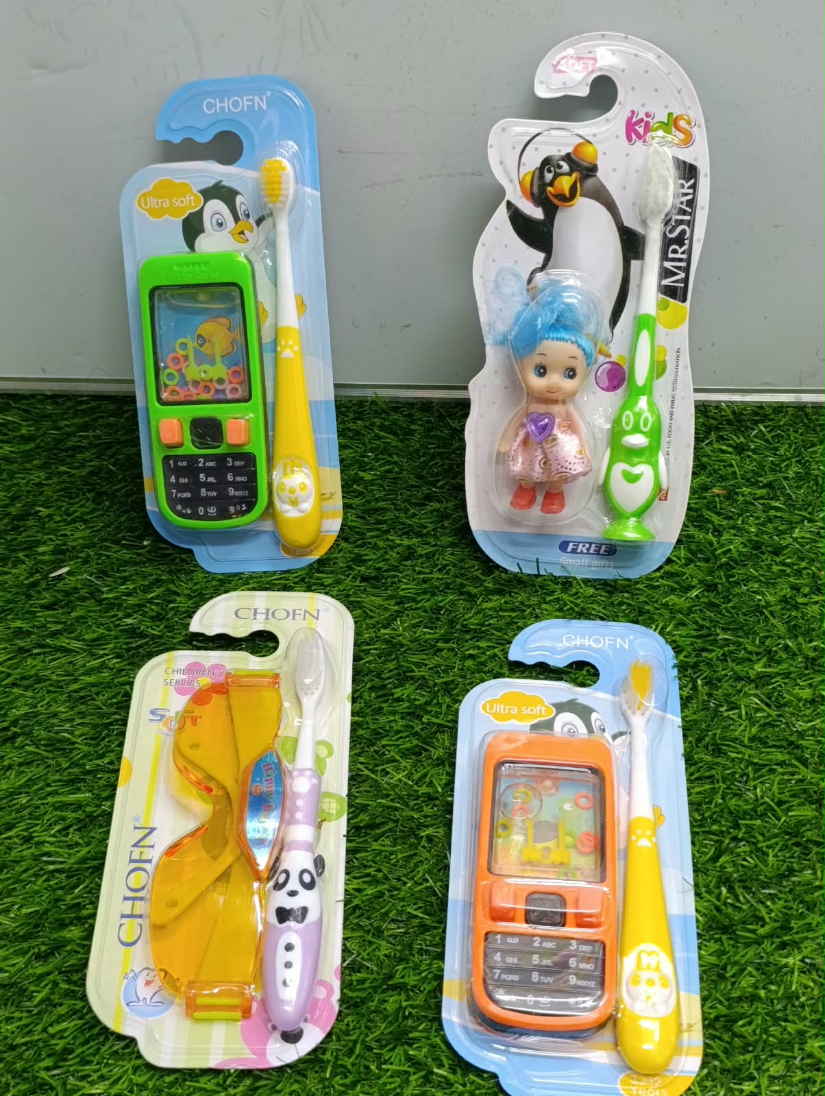 kids toothbrush+toygift