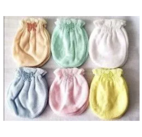 Baby Mittens | Soft Cotton, Anti-Scratch Gloves | Warm, Breathable & Gentle Hand Protection for Newborns | Unisex
Baby Mittens | Soft Cotton, Anti-Scratch Gloves | Warm, Breathable & Gentle Hand Prote