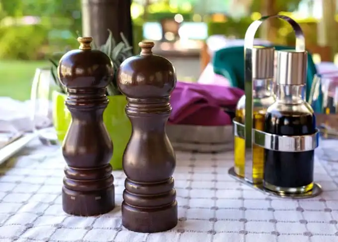 Pepper mill grinder ,hardwood stainless steel grinding gears, salt and pepper
