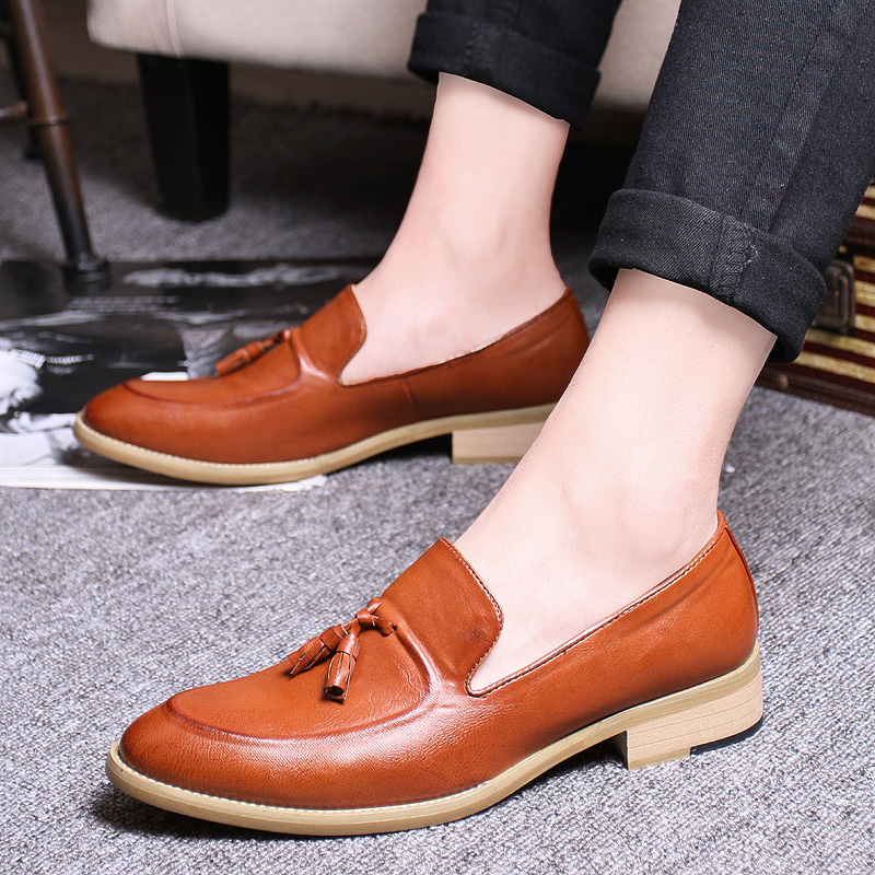 Fashion British Pointed Leather Business Shoes Men Soft Leisure Dress Formal Office Oxford Moccasins