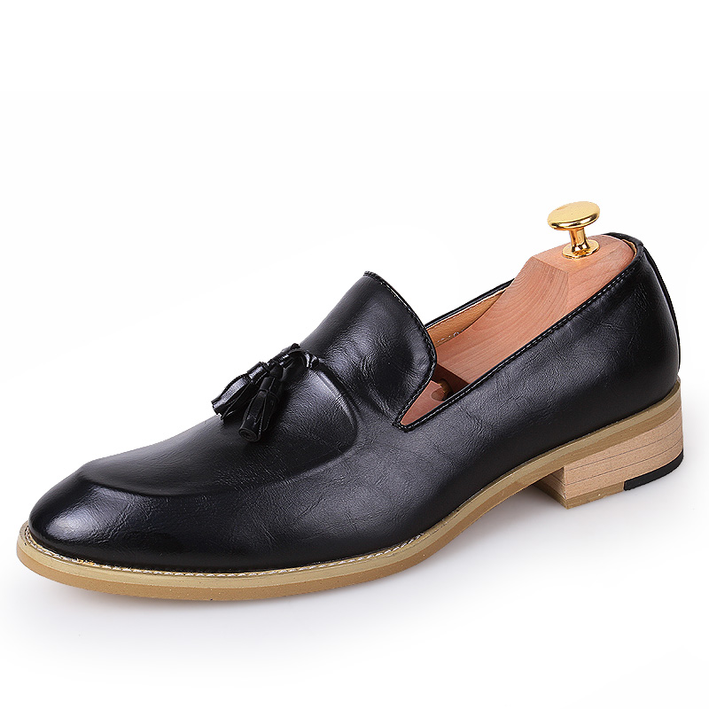 Fashion British Pointed Leather Business Shoes Men Soft Leisure Dress Formal Office Oxford Moccasins
