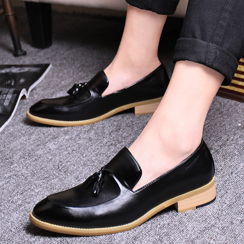 Fashion British Pointed Leather Business Shoes Men Soft Leisure Dress Formal Office Oxford Moccasins