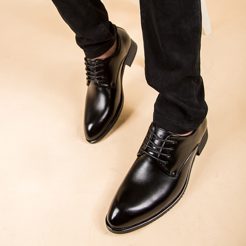Men Pointed Leather Business Shoes Soft Leisure Formal Offical Shoes Oxford Lace-up British Flat Moccasins