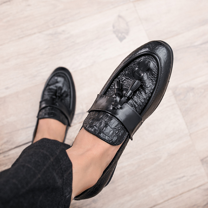 Fashion Tassel Men Business Shoes Pointed Leather Dress Formal Office Oxford Casual Slip-on Moccasin