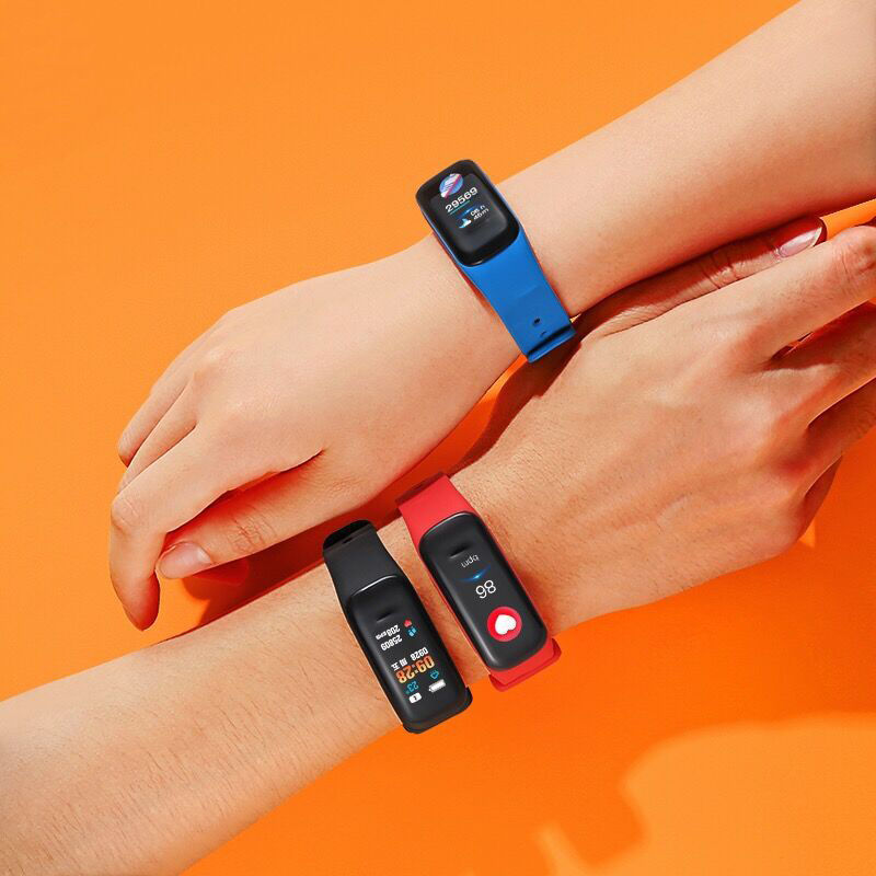 Bluetooth Smartwatch Sport IP67 Waterproof Smart Bracelet Heart Rate Smart Watch Fitness Tracker