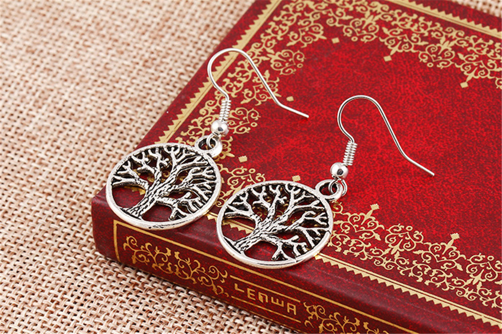 New Fashion Jewelry Bohemian Retro Style Personality Hollow Peace Tree Stud Earrings for Women