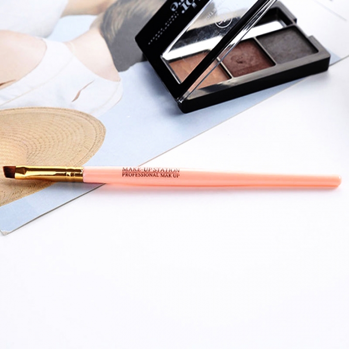 1PC Professional Cosmetic Tool Oblique Design Eyebrow Brush Brow Brush