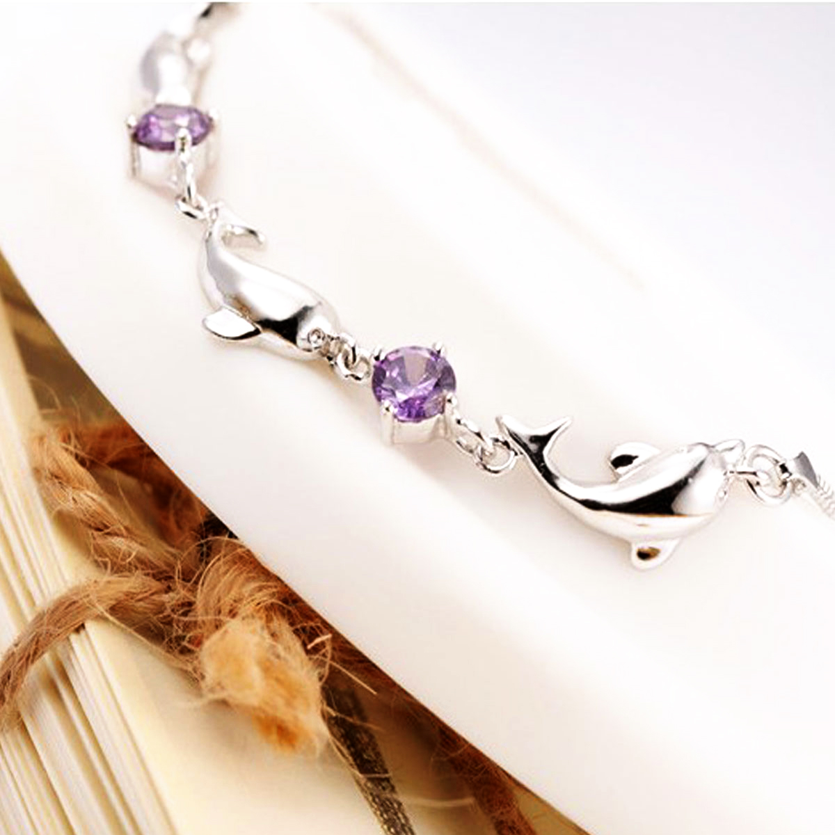 2017 Chic Design Silver Color Strass Bracelets for Women Natural Crystal Dolphin Chains Bracelets
