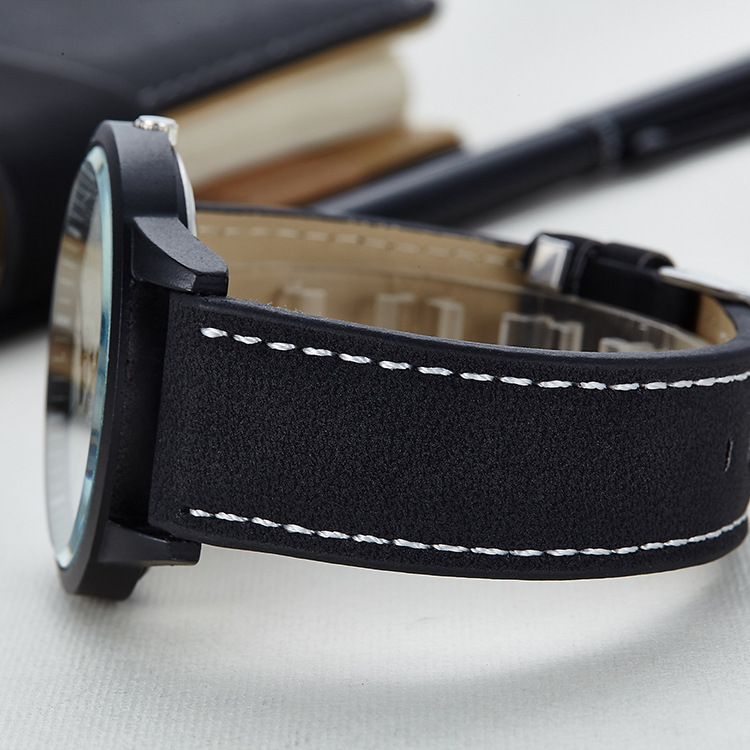 Harajuku Wind man Ultra thin quartz Watch male fashion trend Creative student Couple table