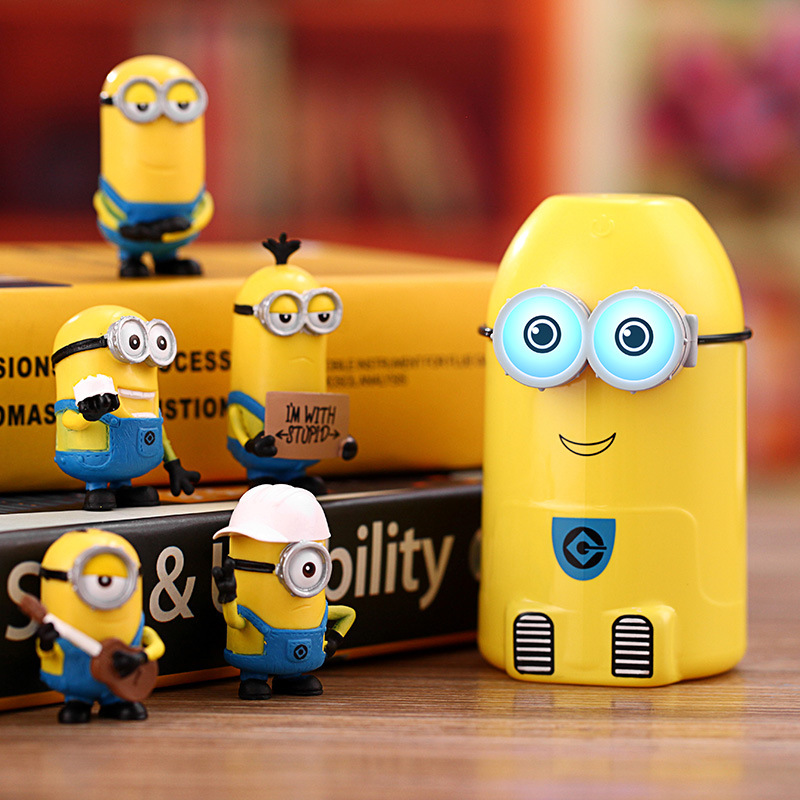 Cartoon Small yellow people USB humidifier Mini dorm room Office desktop Mute Atomization