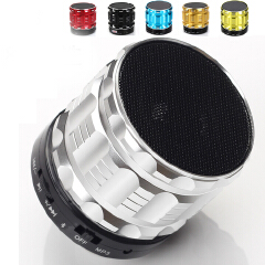 Wireless Bluetooth Speaker Outdoor Portable Mini Bass Card Mobile phone Small Steel Gun Sound