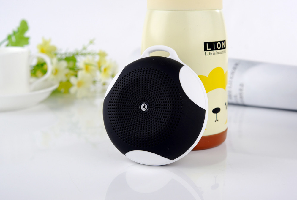 Wireless Outdoor Bluetooth Speaker Mini Mobile Phone Car Bass Bluetooth Portable Card Small sound
