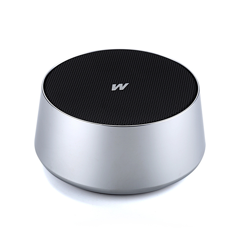 Wireless Bluetooth Speaker Outdoor Portable Mini Bass Small Steel Gun Card Wireless Sound