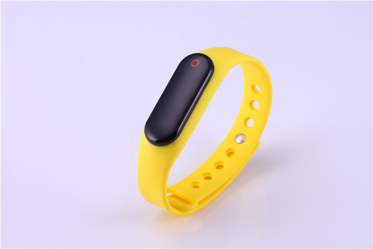 Intelligent Wristband Touch Identify Distance Step Calories Consumption Distance Sedentary Remind