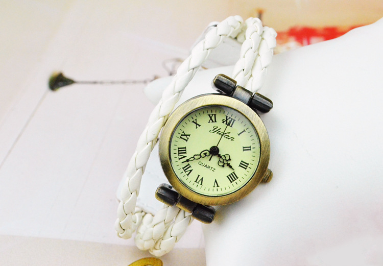Festival Birthday Gift Watch  Ms Retro Bracelet  Fashion Retro Watch