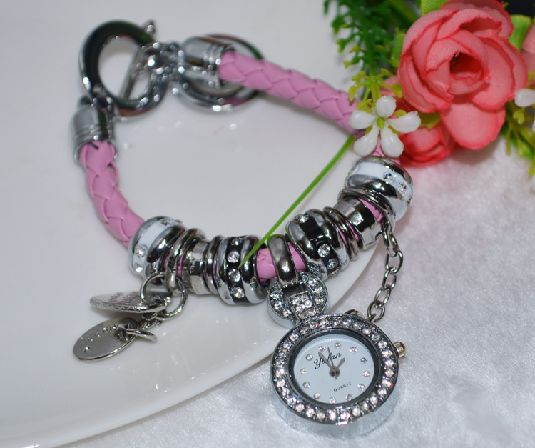 Retro Leisure Artificial Prepared by Watch trend Bracelet Milan fashion Week Bracelet