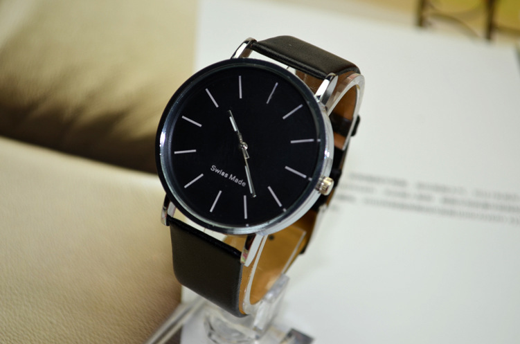 Simple Korean Version Fashion Table Atmosphere Men and Women PU Belt table fashion trend Watch