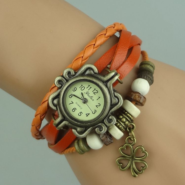 Retro Watch happy Clover Ms Bracelet Retro Artificial prepared by Female table