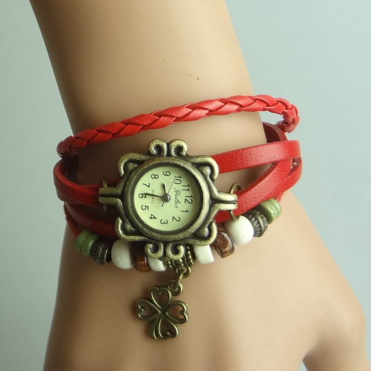 Retro Watch happy Clover Ms Bracelet Retro Artificial prepared by Female table
