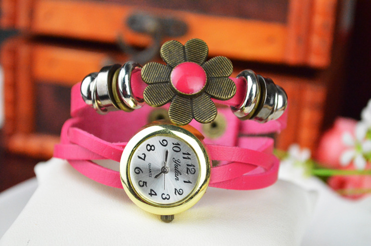 Retro Artificial Weave Watch Sunflower Watch fashion trend Ms Bracelet