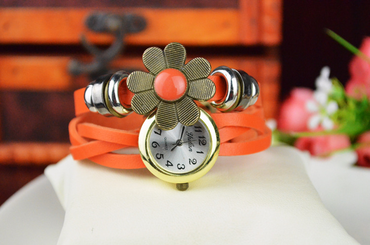 Retro Artificial Weave Watch Sunflower Watch fashion trend Ms Bracelet