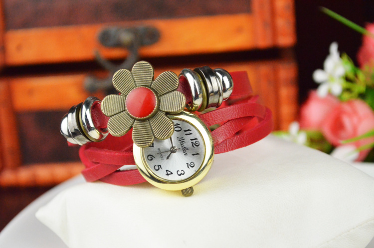 Retro Artificial Weave Watch Sunflower Watch fashion trend Ms Bracelet