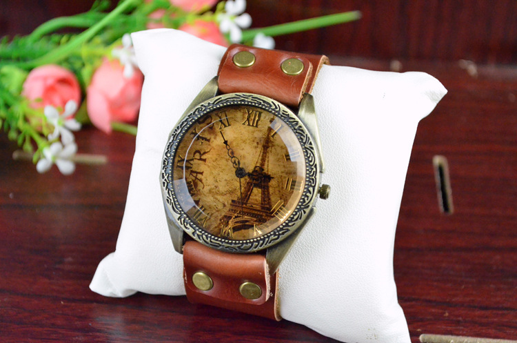 Western style popular Paris Eiffel Tower Watch Retro travel commemorate Watch