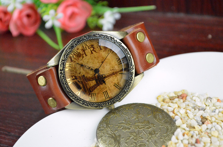 Western style popular Paris Eiffel Tower Watch Retro travel commemorate Watch