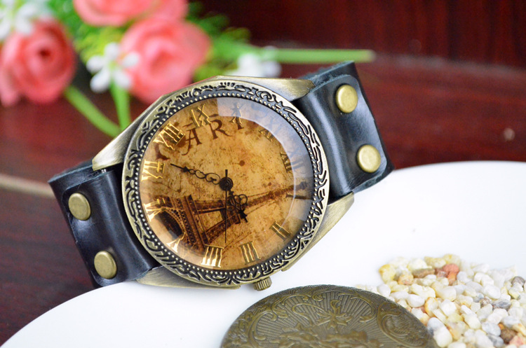 Western style popular Paris Eiffel Tower Watch Retro travel commemorate Watch