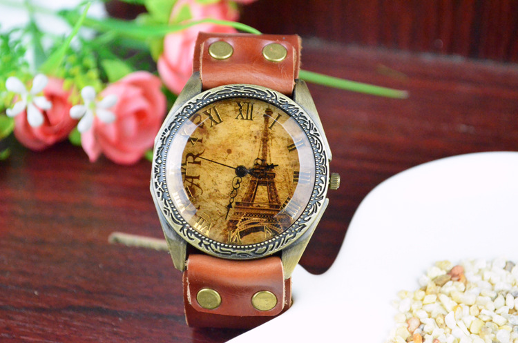 Western style popular Paris Eiffel Tower Watch Retro travel commemorate Watch